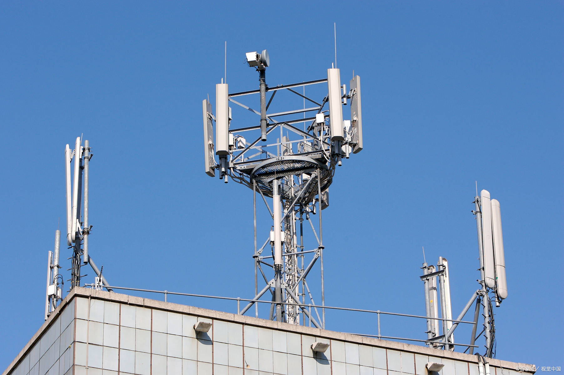 全國5G基站覆蓋所有地級市城區(qū)和縣城城區(qū) 通信建設(shè)穩(wěn)步推進(jìn)的里程碑